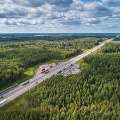 На трассе М-11 «Нева» ввели экспериментальный правовой режим, позволяющий тестировать беспилотные перевозки грузов